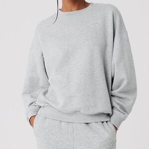 SOLD!!! NWT Alo Accolade Hoodie